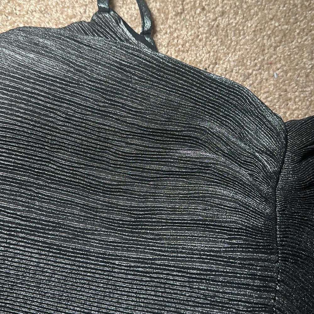 EXPRESS- Grey Ruffled Elegant Tank - Picture 2 of 5